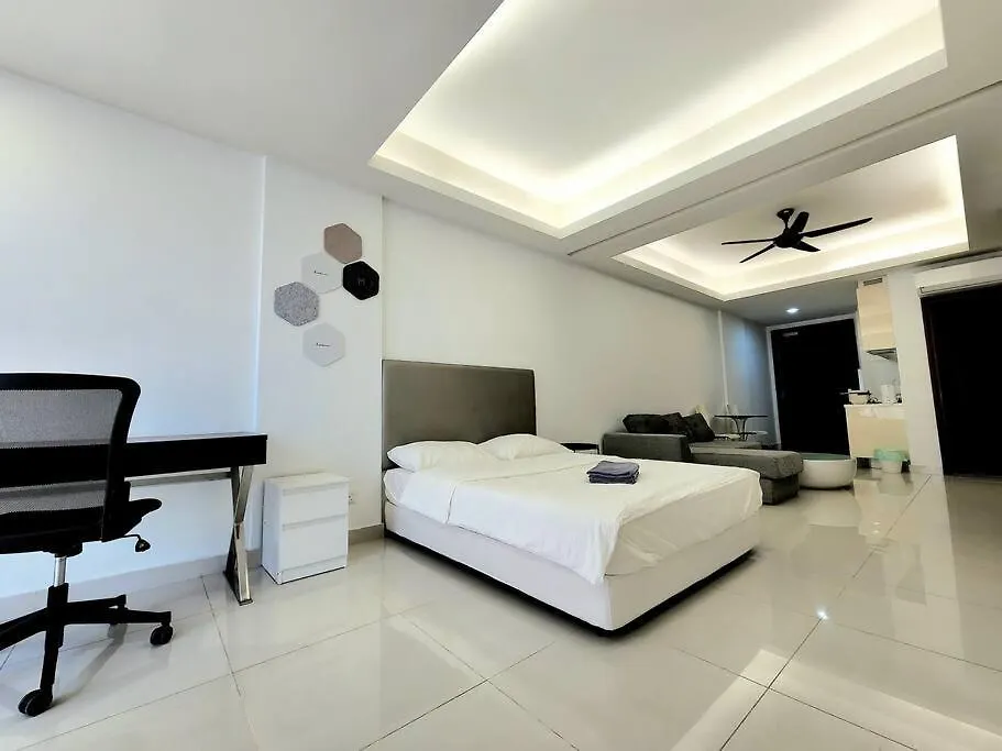 Free Parking @ Mont Kiara Service Apartment Kuala Lumpur